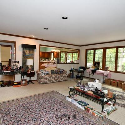 0035 family room