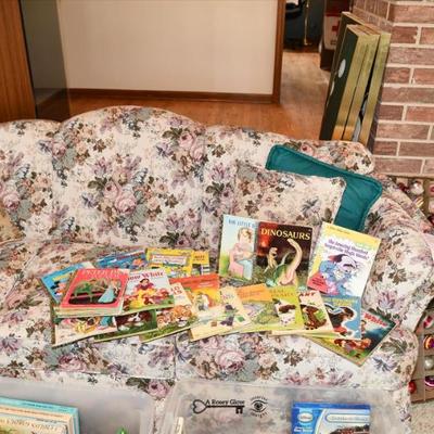 0057 family room
