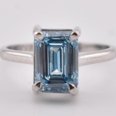 Platinum 2.7 Carat Emerald-Cut Blue Diamond Ring 