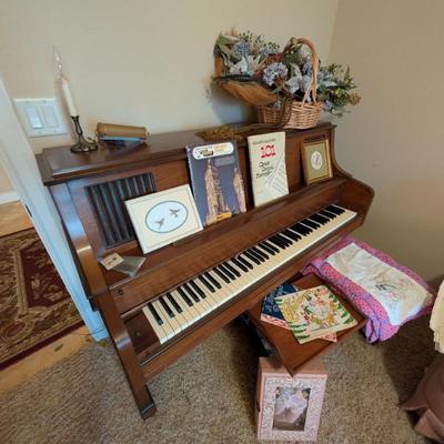Sale Photo Thumbnail #577