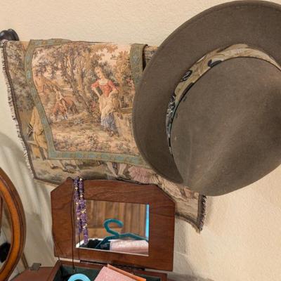 Sale Photo Thumbnail #561
