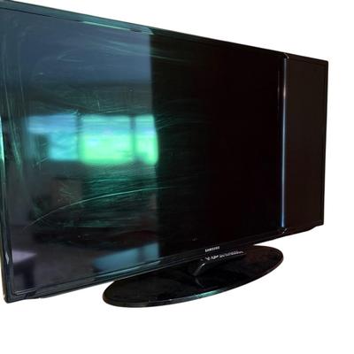 Samsung 43” TV