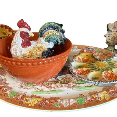 Chicken-Themed & More Kitchen Decor