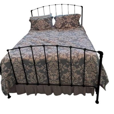 Black Wrought Iron Full Sized Bed