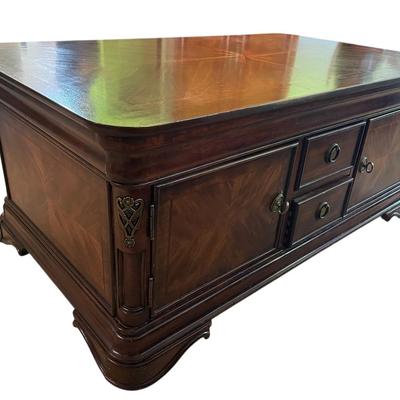 Starburst Extending Top Coffee Table With Storage