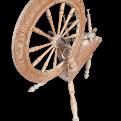 Vintage Spinning Wheel 