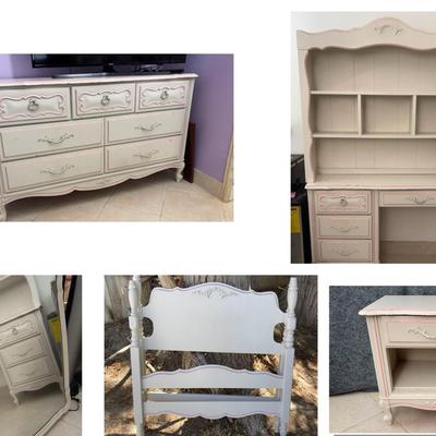Vintage French Provincial Bedroom Furniture Set | Dresser, Desk, Nightstand &  Headboard/Footboard