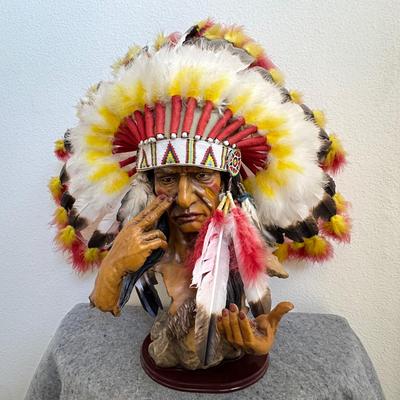 Native American Chief Bust – Detailed Sculpture with Feathered Headdress
