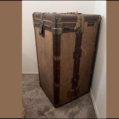 Hartmann Cushion Top Wardrobe Trunk | Vintage Travel Case w/ Drawers & Hangers