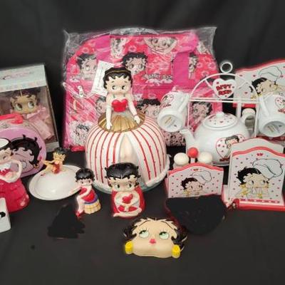Betty Boop Collectibles Lot | Figurines w/ Original Boxes | Pop Culture Icon