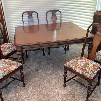 Antique Wood Dining Table with 6 Floral Upholstered Chairs | 55"x46" with Leaves