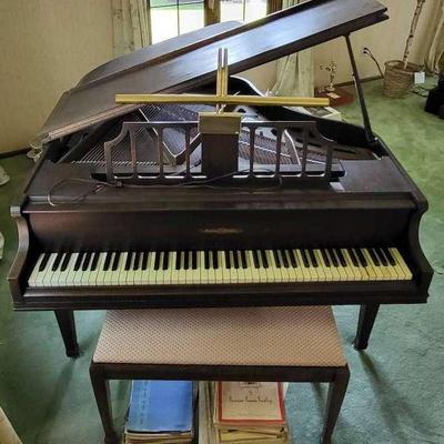Marshall & Wendell Baby Grand Piano (LR)