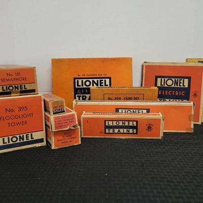 Lionel Trains - Lot 3 (LR)