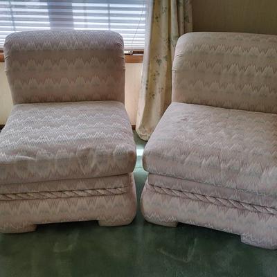 Rollback Slipper Chairs (LR)