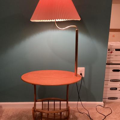 Table/Lamp/Magazine Rack