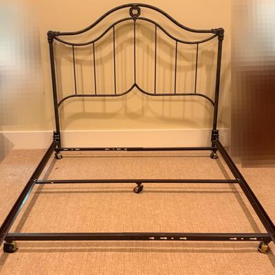 Queen Bedframe