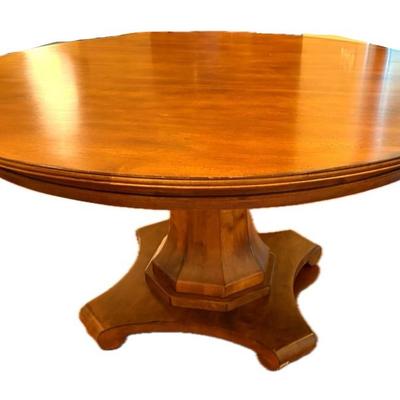 Kincaid Pedestal Dining Table Solid Oak