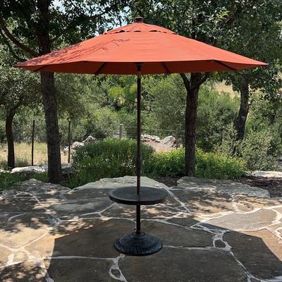 Frontgate Sunbrella Large Patio Umbrella With Table Stand