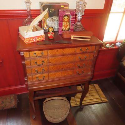 Sale Photo Thumbnail #145