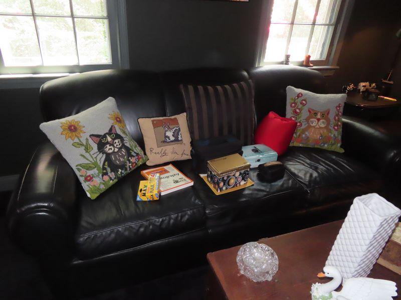 Sale Photo Thumbnail #178