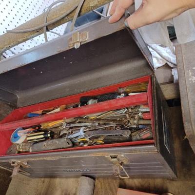 Sale Photo Thumbnail #63: Tool box with contents 
