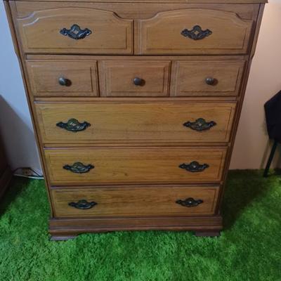 Sale Photo Thumbnail #255: Solid wood dresser