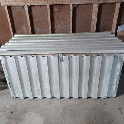 Sale Photo Thumbnail #79: Storage bin