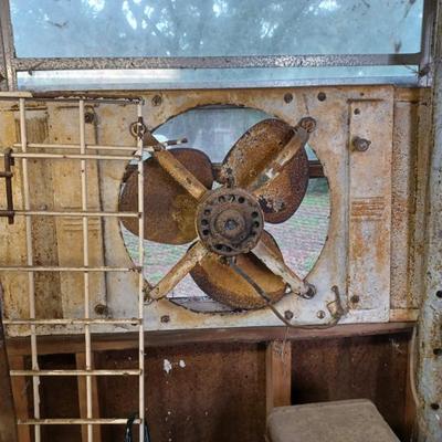 Sale Photo Thumbnail #62: Exhaust fan