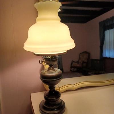 Sale Photo Thumbnail #230: Stunning lamp