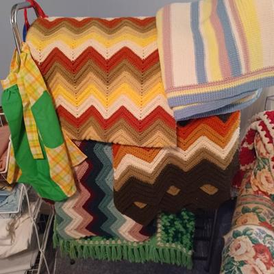 Sale Photo Thumbnail #98: Vintage afghans