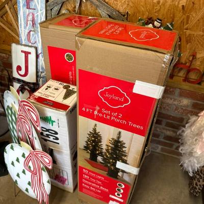 Holiday items