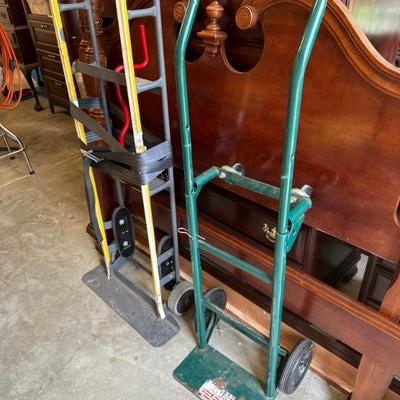 Hand trucks 