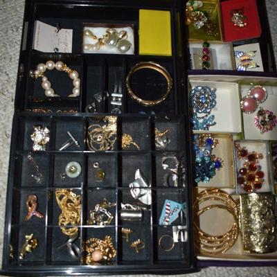 Sale Photo Thumbnail #327