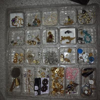 Sale Photo Thumbnail #325