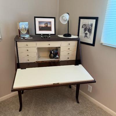 Sale Photo Thumbnail #152