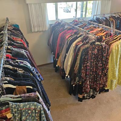 Sale Photo Thumbnail #224