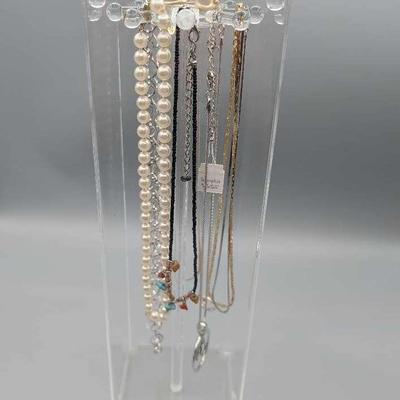 Clear Acrylic Necklace Display