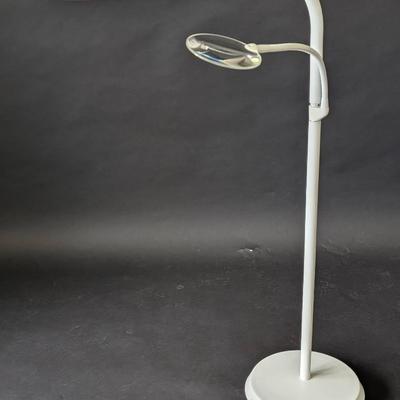 Daylight Floor Lamp 