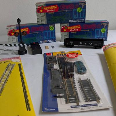 HO Train Cars and More