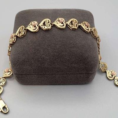 10K Linked Hearts Mom Bracelet