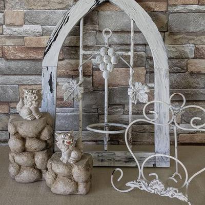 Rustic White Decor 