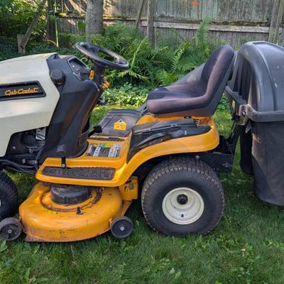 Cub Cadet Riding Lawn Mower