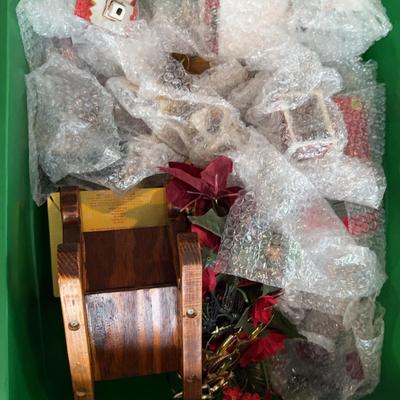 Christmas Decor 18 Gallon Tote: Mystery Lot 1