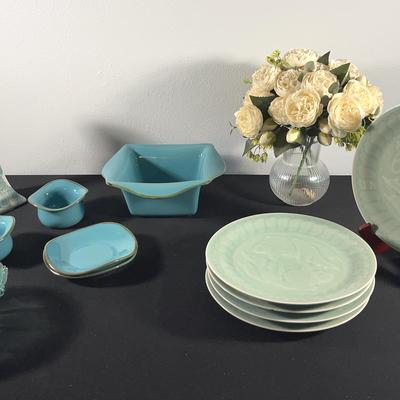 5 Celadon Plates w/Matching Decor