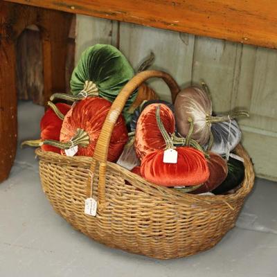 Sale Photo Thumbnail #153
