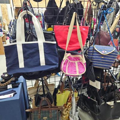 Sale Photo Thumbnail #172