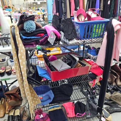 Sale Photo Thumbnail #175