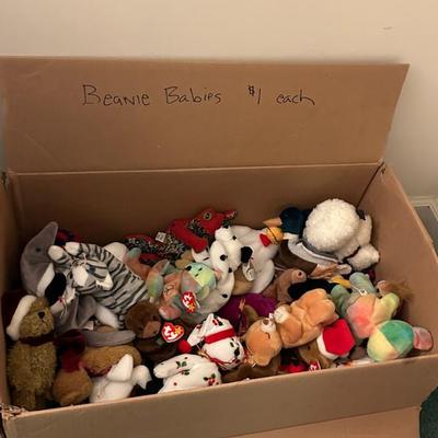 Sale Photo Thumbnail #132: beanie babies