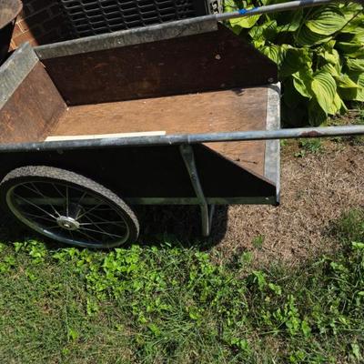 Sale Photo Thumbnail #72: lawn and garden wagon