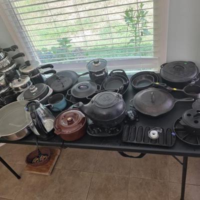 Sale Photo Thumbnail #46: Cast iron collection